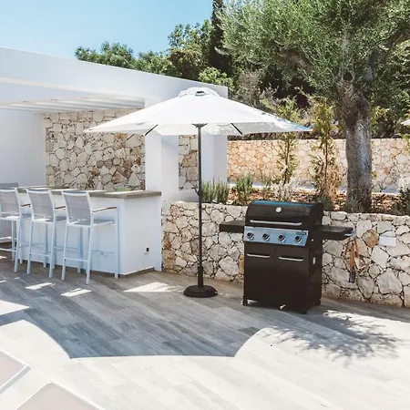 Douze Villa *