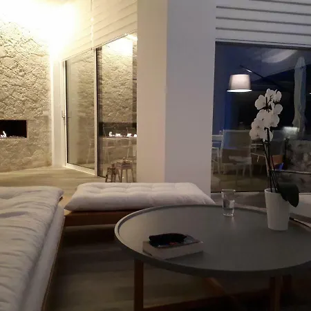 Douze Villa *
